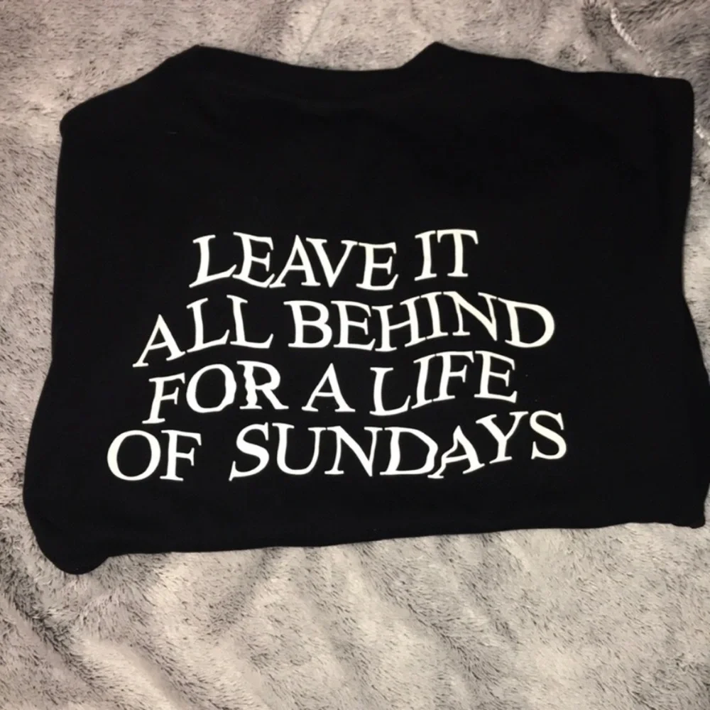 H&M Print T-Shirt. Size - Eur S - Picture 6 of 9